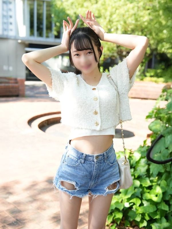 ※初回のみ※148cm＊上玉降临＊透明感が凄まじいアイドル级のめっかわ歯科卫生士さん（２０）をちんぽで突いてたらエロ过ぎるメスになりました（つぼみん）