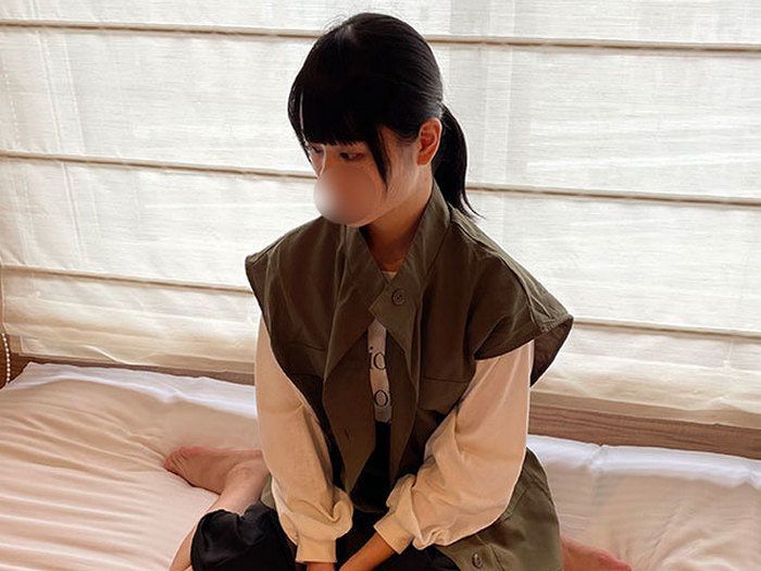 【露脸】【自拍性爱】病态Lv.100呈现人生絶望气氛的萝莉外表美少女、空洞的眼神在想什么呢