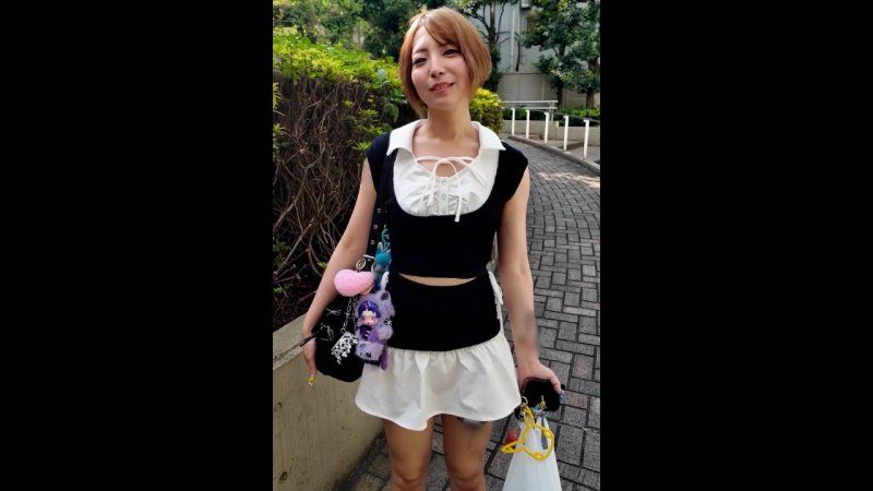 【宇垣◯里般纤腰美女‼︎】金髮爽朗美女因刚和男友分手正处于伤心状态,所以对她连续内射了。