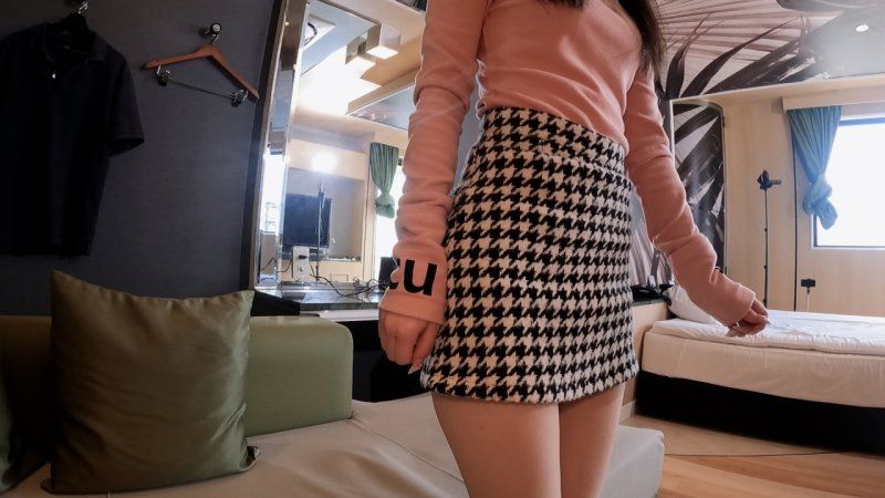 舌头技巧超群的19岁♡不知在哪裡学到的细腻亲吻和突击口交是最高级♡和亲人如猫咪般的女孩进行恋人般SEX♡