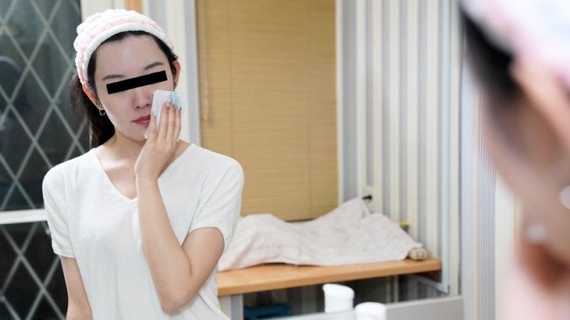 素顏素人~身材苗條,胸部豐滿,即使不化妝也很可愛~ 山下萌花