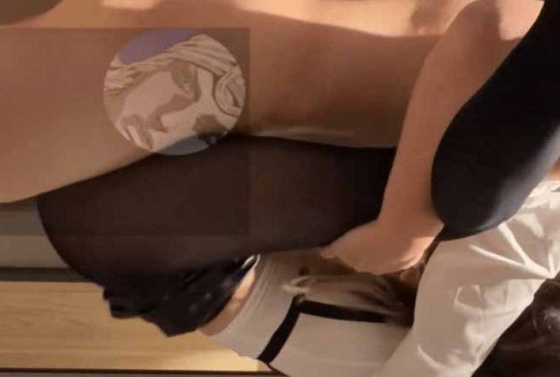 杏吧传媒 油亮黑丝小皮裙白衬衫抱起操高潮
