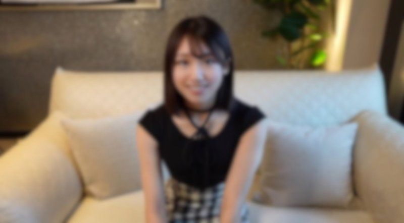 【初次拍摄】让人想拥抱的纤细又可爱。没有男朋友又害怕恋爱的女大学生，其实超喜欢鸡巴！！变态闷骚女。/用无套鸡巴中出的教育。