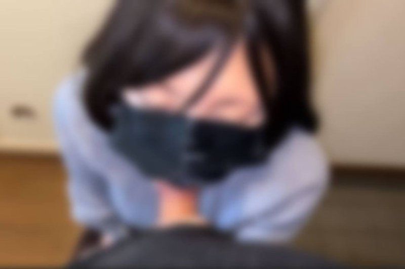 ※初回数量限定500pt※【无修正】【口内射精】毎度おなじみスレンダー美人人妻の自宅をついに公开。旦那が仕事で出かけてる间に・・・[前半]