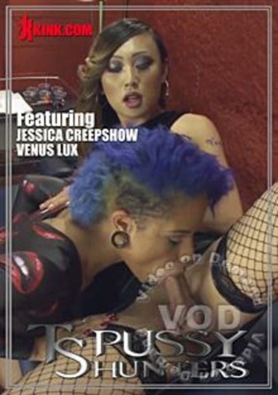 TS Pussy Hunters——Venus Lux 在自家工作室诱惑另类刺青女孩