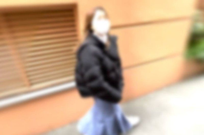 【无修正】【素人个人拍摄】【超级矮小】天然光屁股，被脏肉棒连续中出调教的令和罗莉