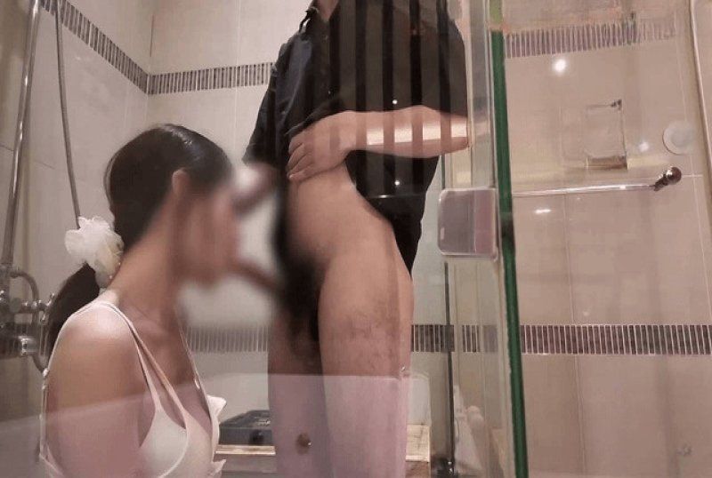 杏吧传媒 水电工修水电慾求不满直接用肉支付