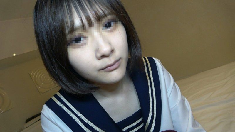 【无修正素人制服】铃18岁 《学生制服》